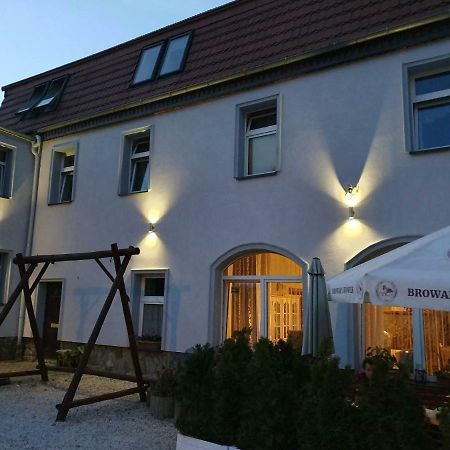 Hotel Zaułek Luban Buitenkant foto