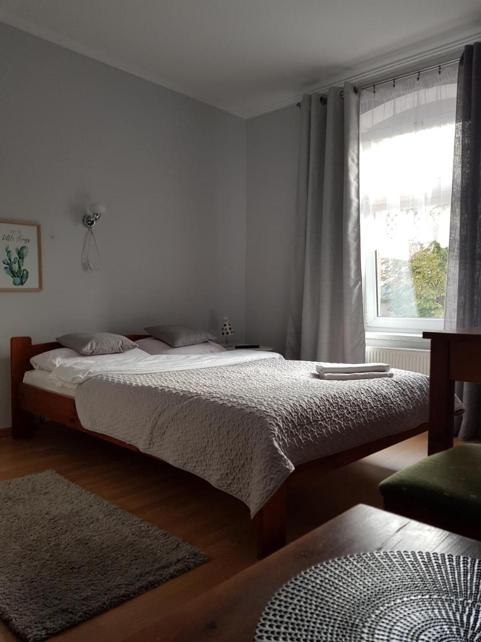 Hotel Zaułek Luban Buitenkant foto