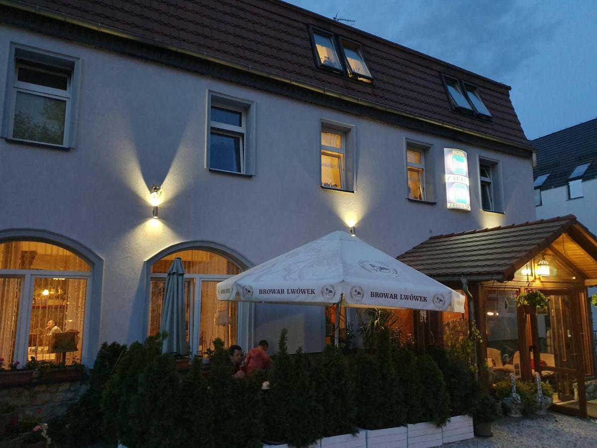 Hotel Zaułek Luban Buitenkant foto